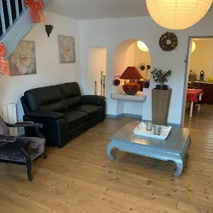Triplex Meublé Hyper Centre St Céré 3 120 M2 8 Pers Max Appartement Saint-Céré