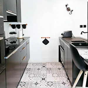 Le Lacydon - Quality At Vieux-port - Fully Equipped With Air-con Marseille